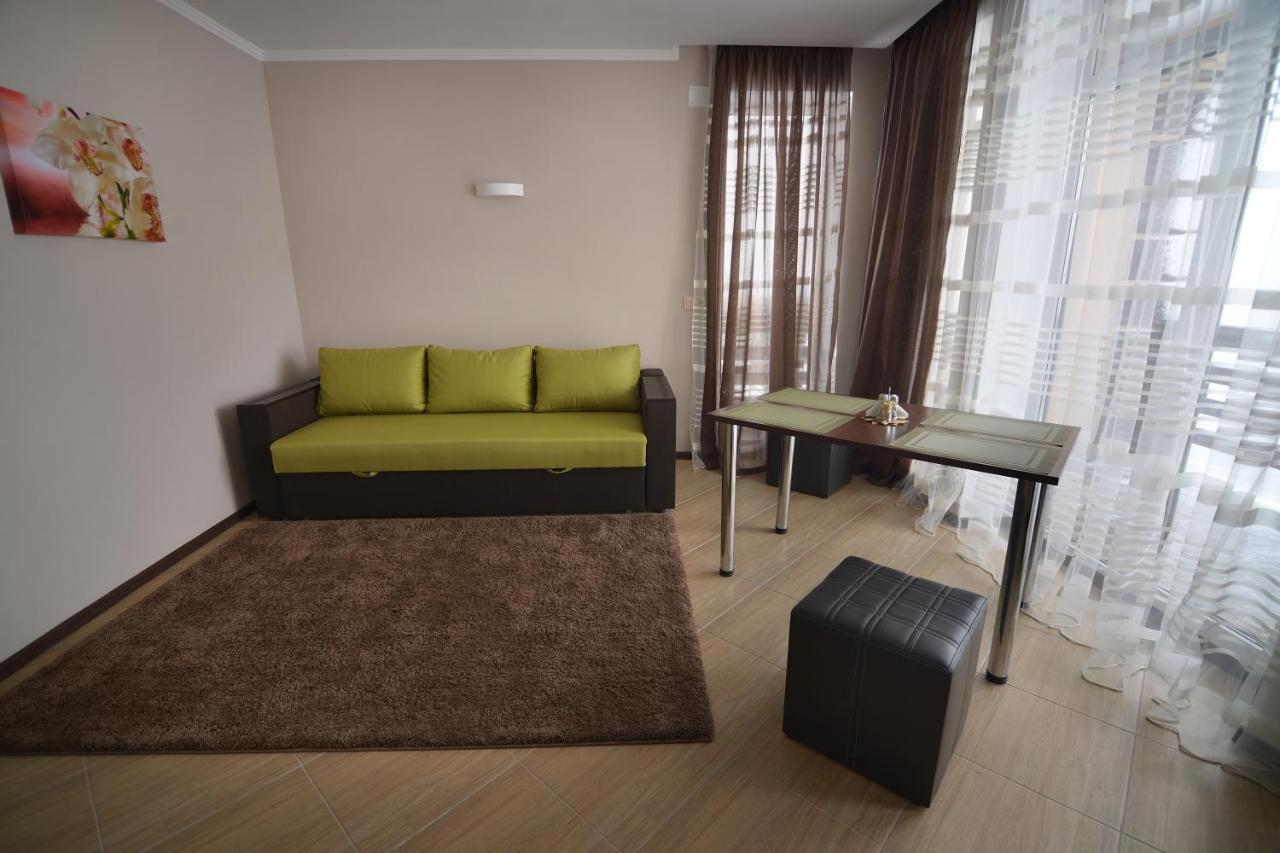 Ozone Minihotel Jablunytsja Exteriör bild