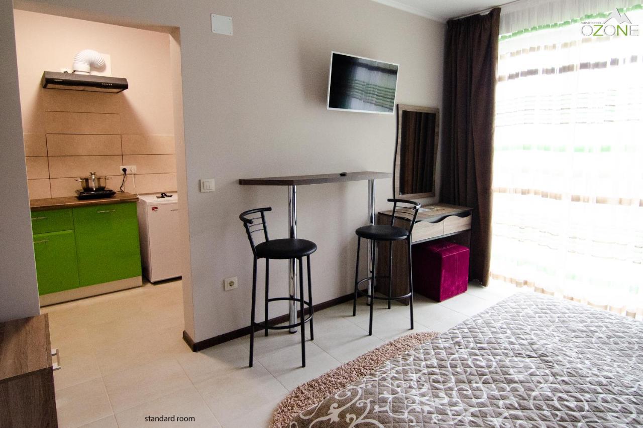 Ozone Minihotel Jablunytsja Exteriör bild